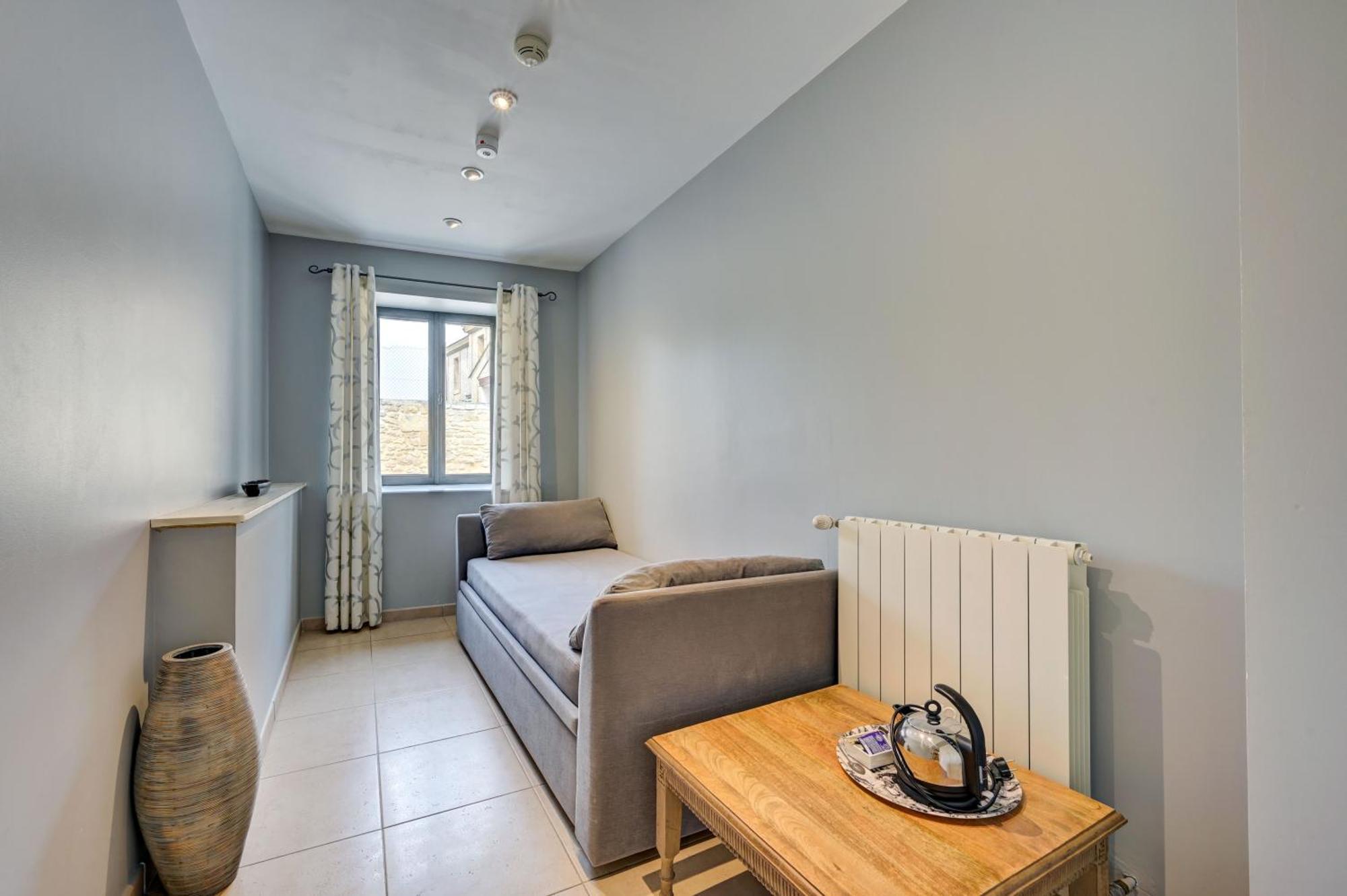La Belle Vie Hotel Saint-Hilaire-dʼOzilhan Eksteriør billede